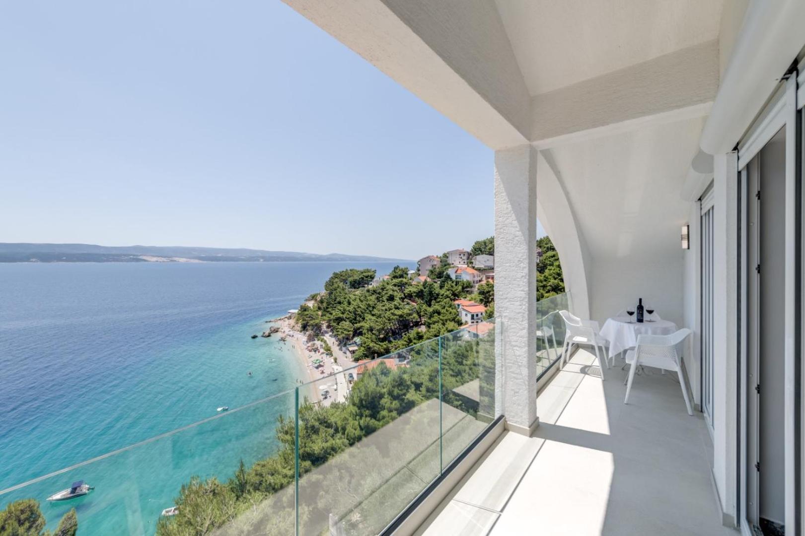 Deluxe Seaview Villa Kennedy III Mimice Exterior photo